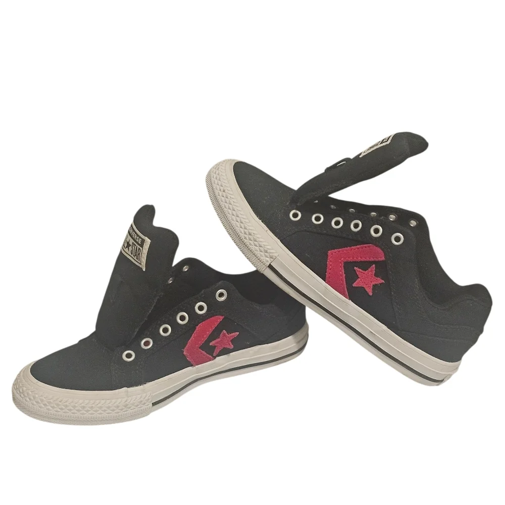 Converse All‎ Star Youth Size 2- Black Sneakers with Pink Star